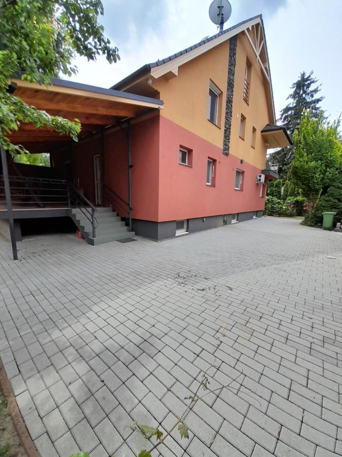 Homestay Joker Maganszallashely