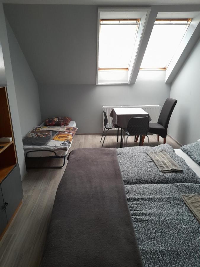 Joker Maganszallashely Homestay *